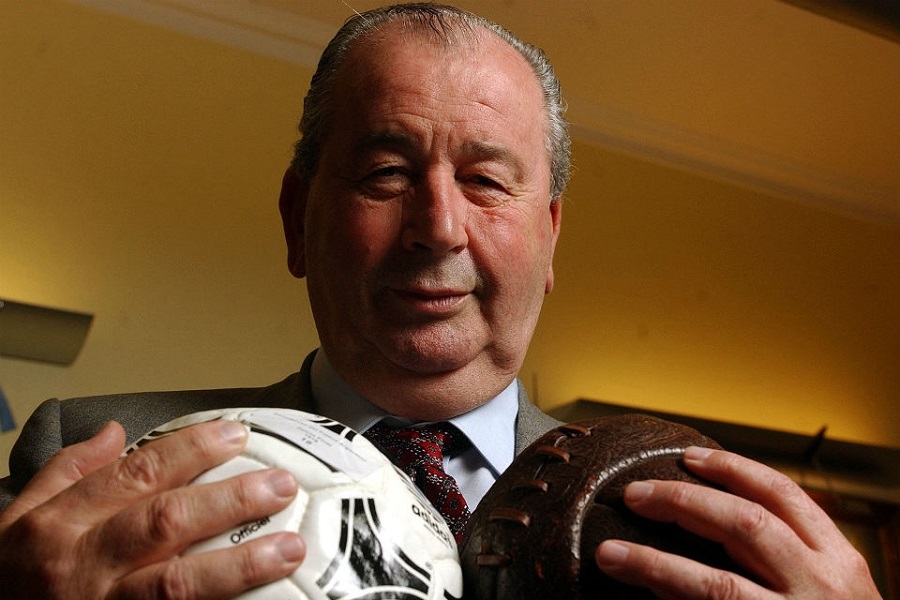 Former AFA boss Julio Grondona shows off his best governing assets. (Agencia Paco Urondo)